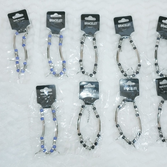 Bracelets 33 Pcs different styles. - Picture 8 of 8